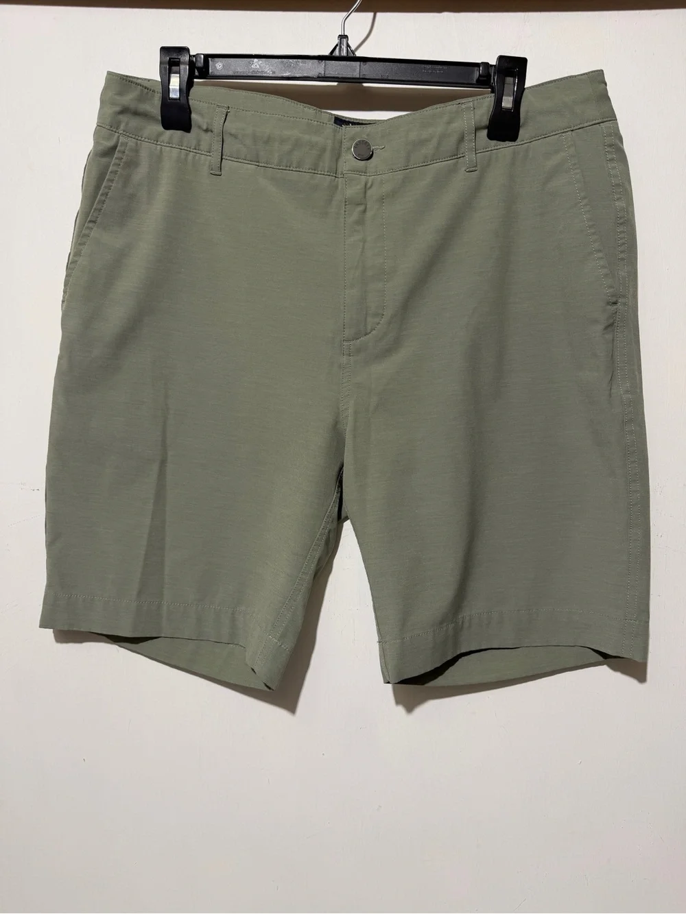 Faherty Brand All Day Hybrid Shorts Olive Green Size Medium